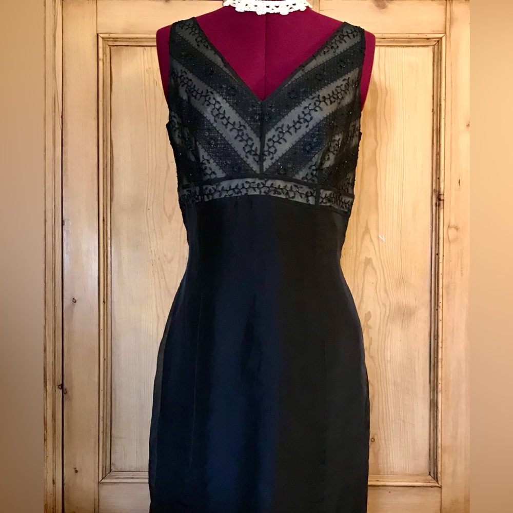 Ann Taylor Black Sleeveless Dress Size 8